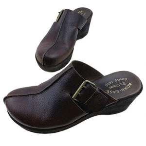 KORK-EASE Wedge Clog Mules Size 11 Brown Pebbled Leather Strap Buckle Boho Retro